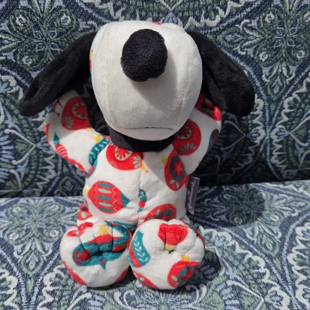 PEANUTS Snoopy CHRISTMAS Print Floppy Ears Plush Toy NEW Hallmark (JJ/5093)